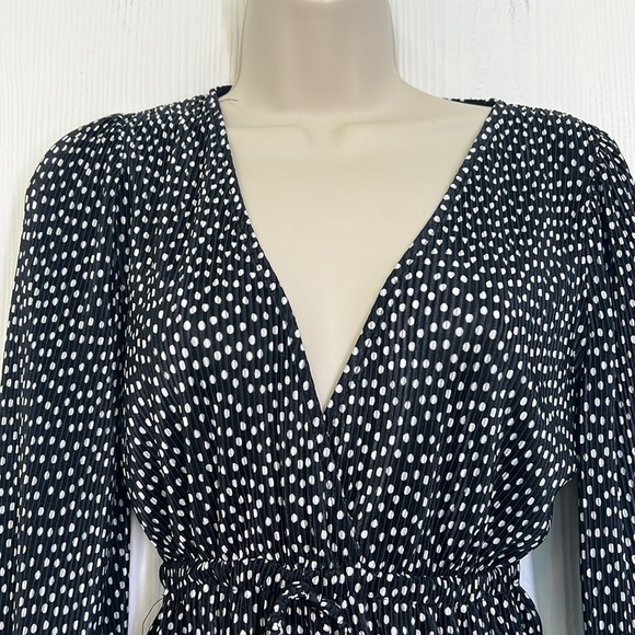 Zara - Polka Dot Black & White Plunge Tie Silky Long Sleeve Blouse Size Small - Picture 3 of 10